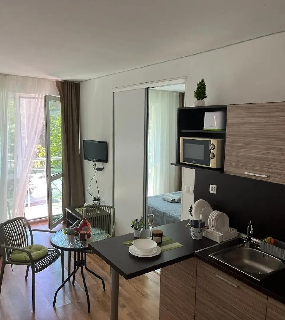 Резиденция У Морского Берега Sarafovo Apartment